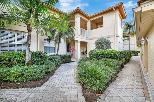 3972 Bishopwood CT E 2-203, Naples, FL 34114