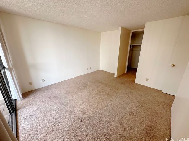 55 S Judd Street 2107, Honolulu, HI 96817