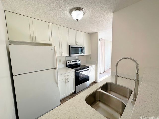 55 S Judd Street 2107, Honolulu, HI 96817