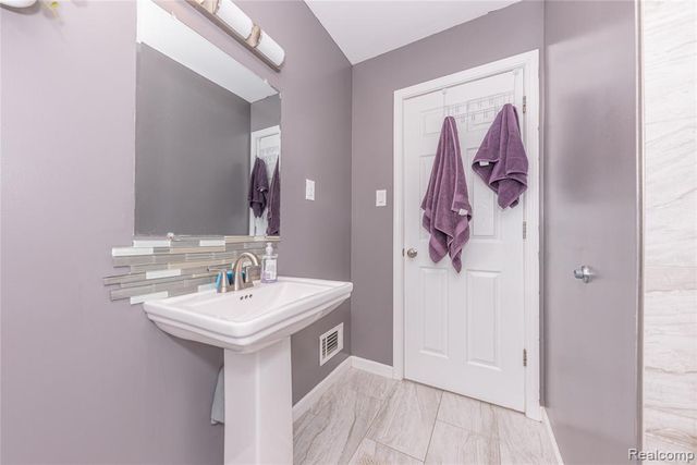 3604 Merrick Street, Dearborn, MI 48124