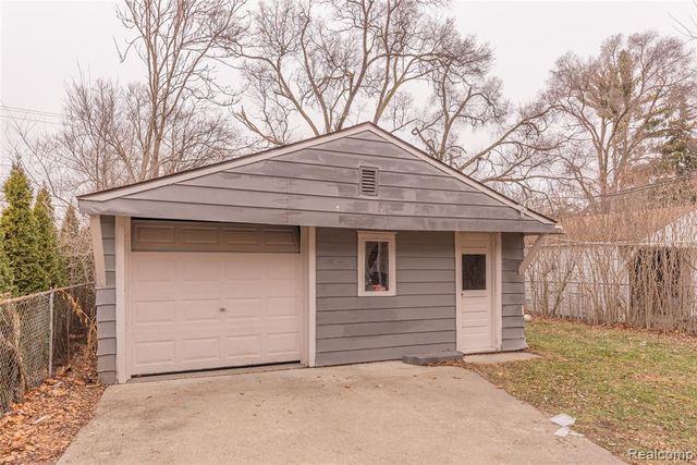 3604 Merrick Street, Dearborn, MI 48124