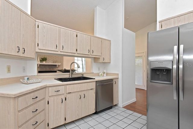 2213 PINE TREE DRIVE, Edgewater, FL 32141