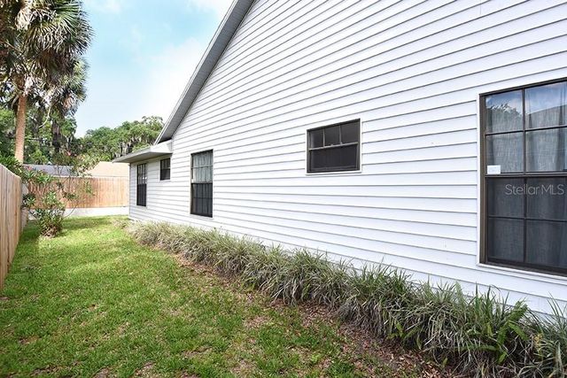 2213 PINE TREE DRIVE, Edgewater, FL 32141
