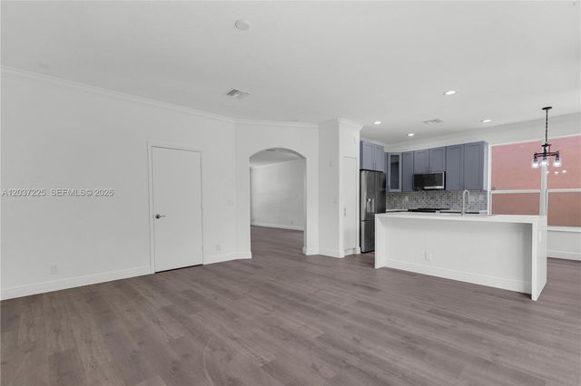 4331 Lake Tahoe Cir, West Palm Beach, FL 33409