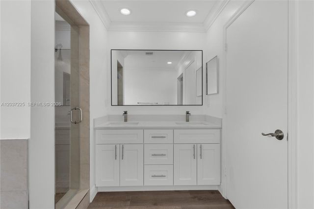 4331 Lake Tahoe Cir, West Palm Beach, FL 33409