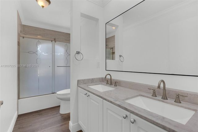 4331 Lake Tahoe Cir, West Palm Beach, FL 33409
