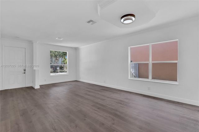 4331 Lake Tahoe Cir, West Palm Beach, FL 33409