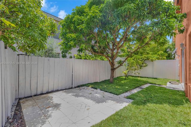 4331 Lake Tahoe Cir, West Palm Beach, FL 33409