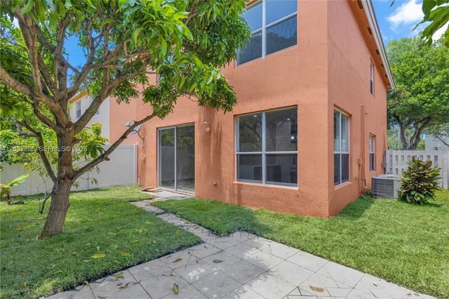 4331 Lake Tahoe Cir, West Palm Beach, FL 33409