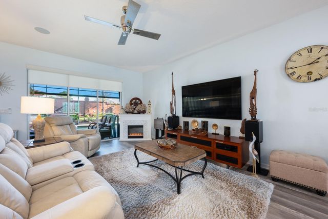 2444 MISTY COVE CIRCLE, Apopka, FL 32712