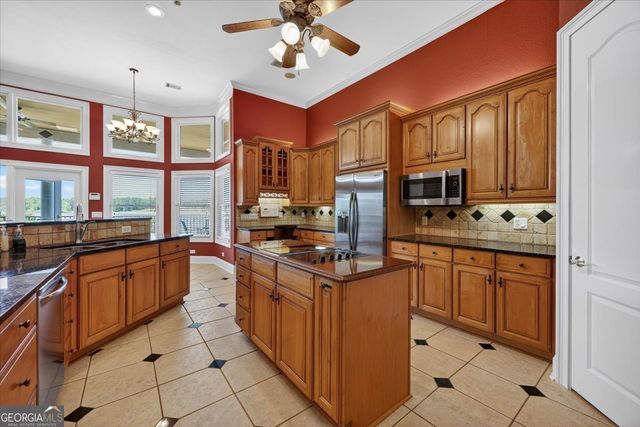 350 Hillridge Cove, Lizella, GA 31052