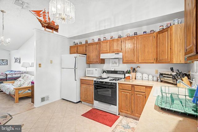 128 GREENWOOD LAKE RD, Little Egg Harbor Twp, NJ 08087