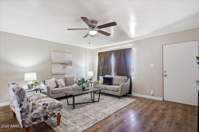 721 E MARILYN Avenue, Mesa, AZ 85204