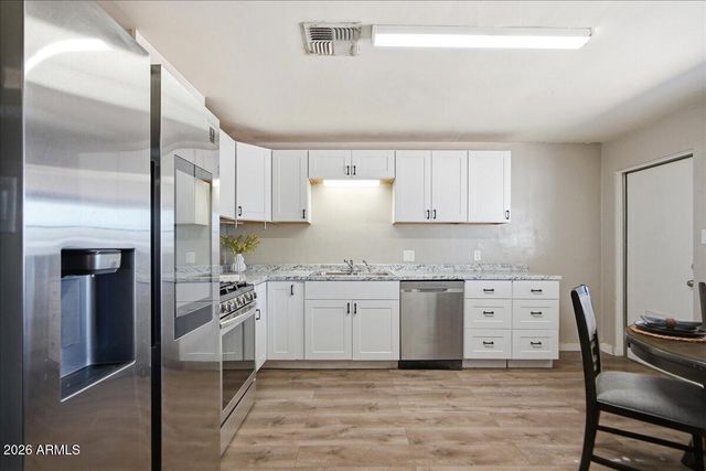 721 E MARILYN Avenue, Mesa, AZ 85204