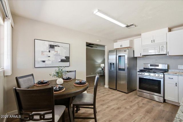 721 E MARILYN Avenue, Mesa, AZ 85204