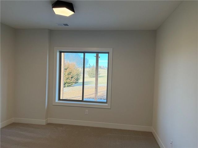 802 Savannah Court, Greenwood, MO 64034