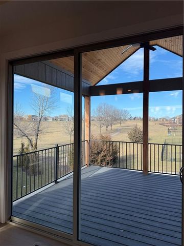 802 Savannah Court, Greenwood, MO 64034