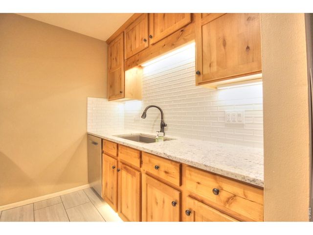 809 E Drake Rd B-112, Fort Collins, CO 80525