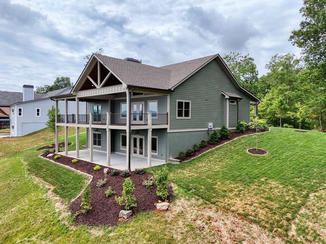 1513 Honey Bee Ridge, Hiawassee, GA 30546