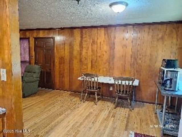 213 W Burkhead Street, Whiteville, NC 28472