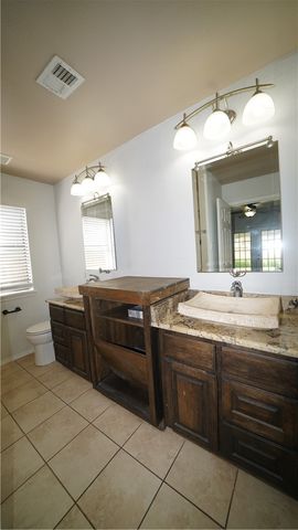3537 S Washam Dr, Corpus Christi, TX 78414