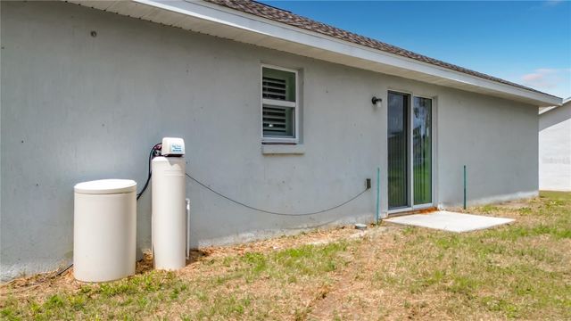 28 PINE COURT DR, Ocala, FL 34472