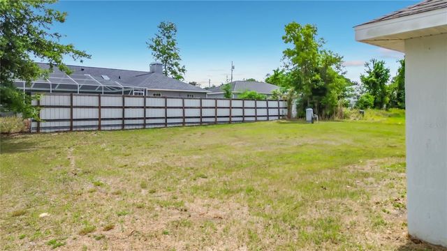 28 PINE COURT DR, Ocala, FL 34472
