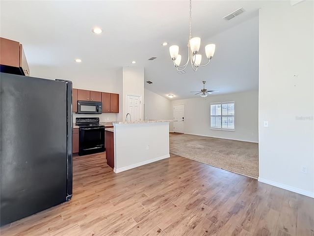 28 PINE COURT DR, Ocala, FL 34472