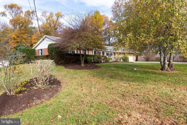 54 HANNUM DR, Coatesville, PA 19320