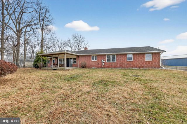 54 HANNUM DR, Coatesville, PA 19320