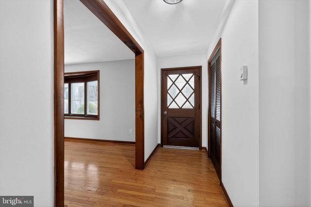 54 HANNUM DR, Coatesville, PA 19320