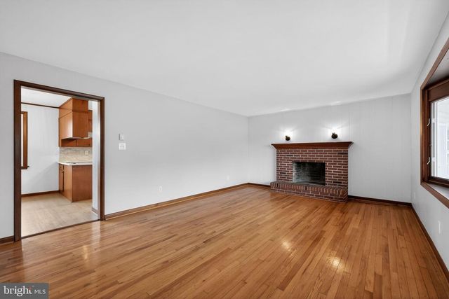 54 HANNUM DR, Coatesville, PA 19320