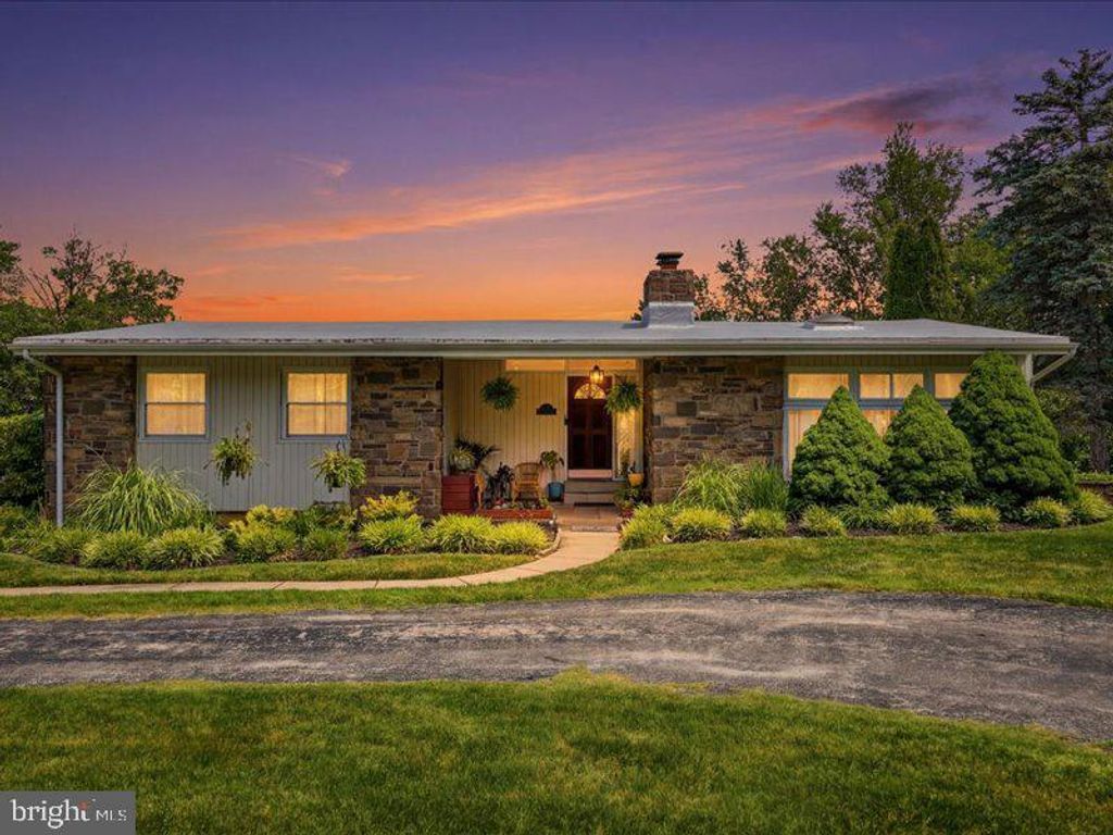 2311 BARREN HILL RD, Lafayette Hill, PA 19444 — exterior