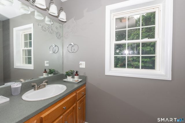 33 Brentwood Drive, Wolcott, CT 06716