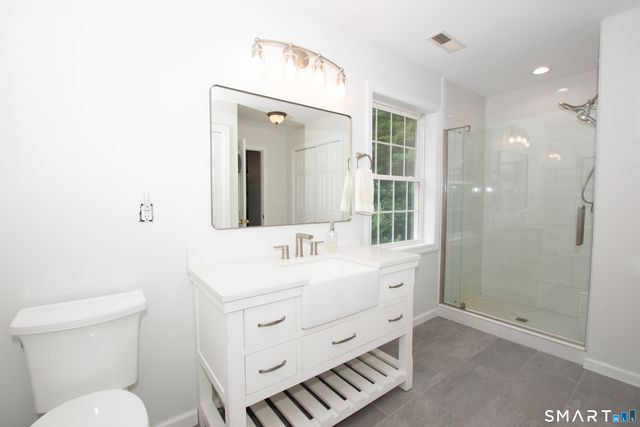 33 Brentwood Drive, Wolcott, CT 06716