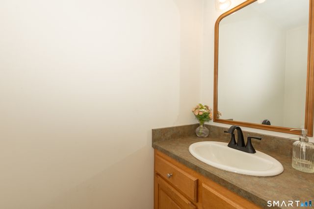 33 Brentwood Drive, Wolcott, CT 06716