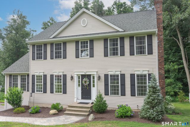 33 Brentwood Drive, Wolcott, CT 06716