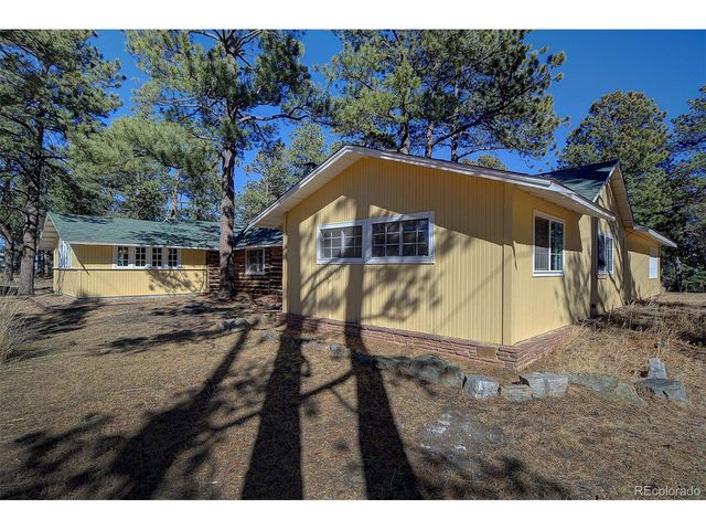 779 Kinnikinnik Hl, Golden, CO 80401