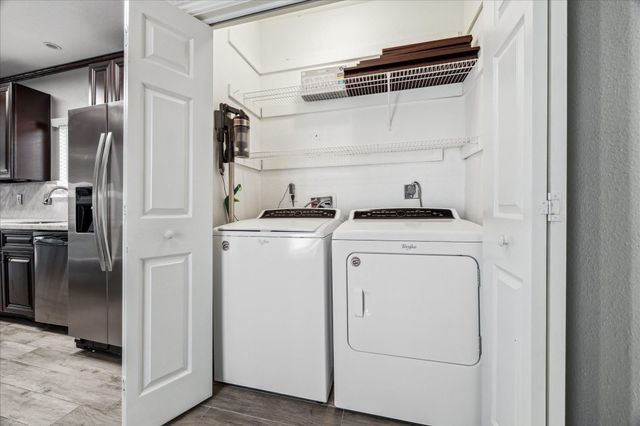 9400 Doliver Drive 60, Houston, TX 77063