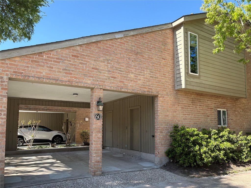 9400 Doliver Drive 60, Houston, TX 77063