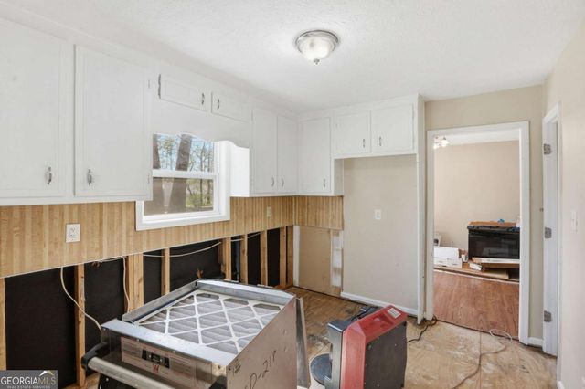 212 Trickum Hills Lane, Woodstock, GA 30188