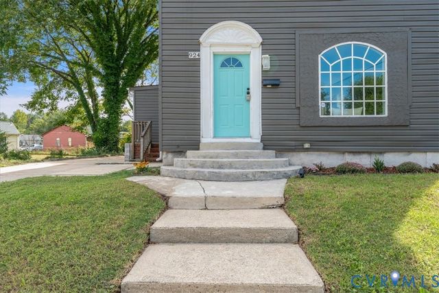 924 Lee Ave, Petersburg, VA 23803