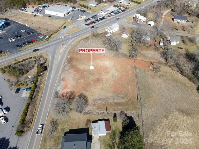307 Salem Road, Morganton, NC 28655