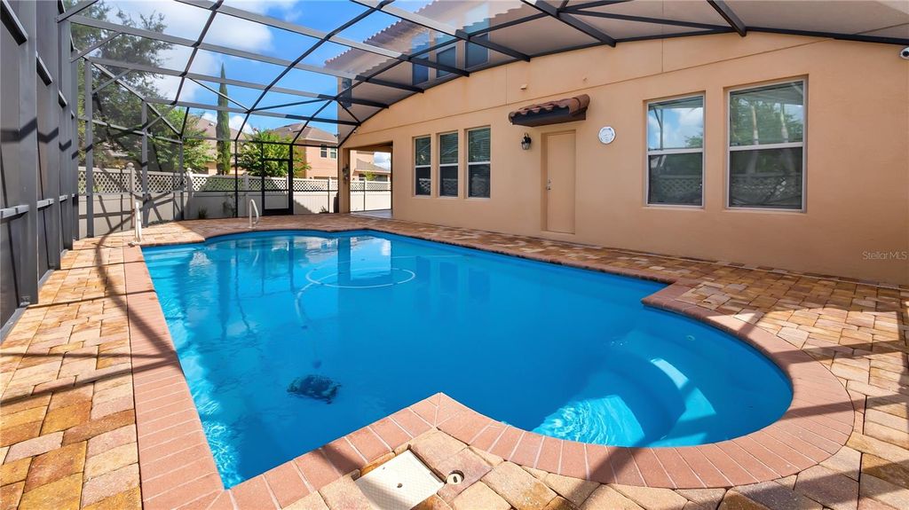 Image 3 of property listing at 9010 REFLECTION POINTE DRIVE, Windermere, FL 34786