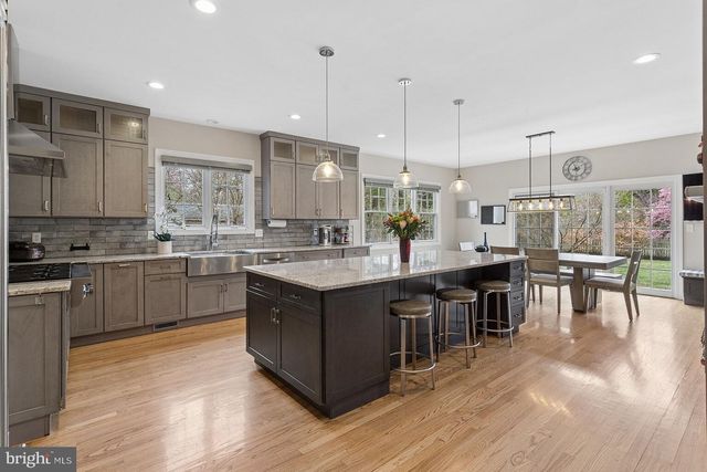 29 DEMPSEY AVE, Princeton, NJ 08540