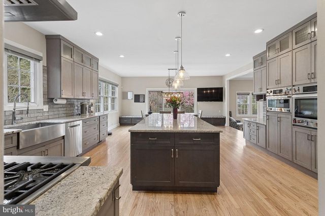 29 DEMPSEY AVE, Princeton, NJ 08540
