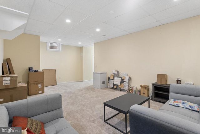 29 DEMPSEY AVE, Princeton, NJ 08540
