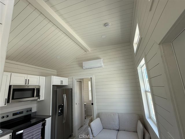 501 S Mistletoe 16, San Jacinto, CA 92582