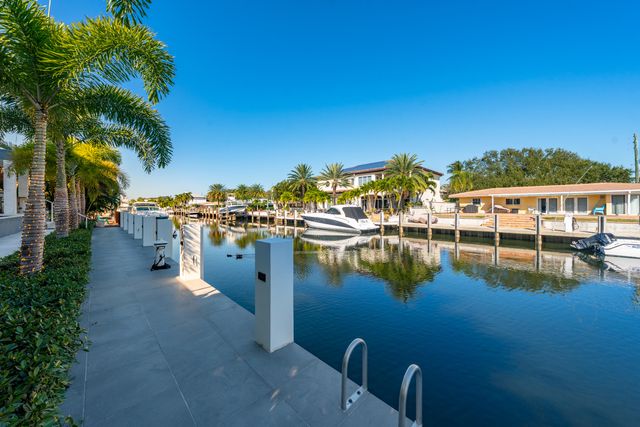 2631 NE 48TH Court, Lighthouse Point, FL 33064