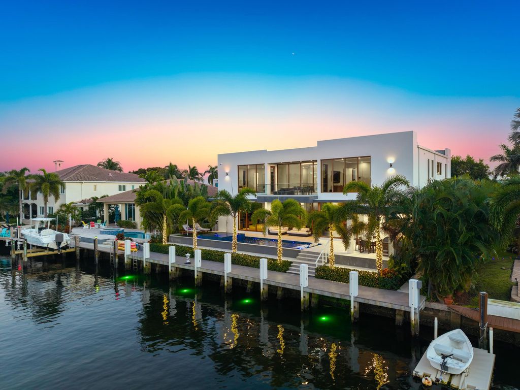 2631 NE 48TH Court, Lighthouse Point, FL 33064